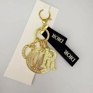 Dior Novelty Charm Gold Lucky Logo With diamond Keychain VIP Gift NEW Key chain